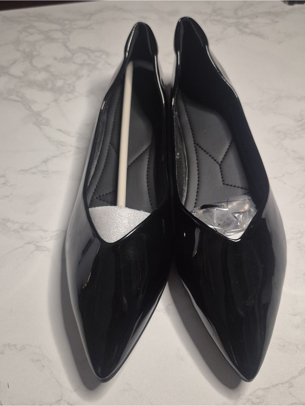 Women's Black Patent Pointed-Toe Flats